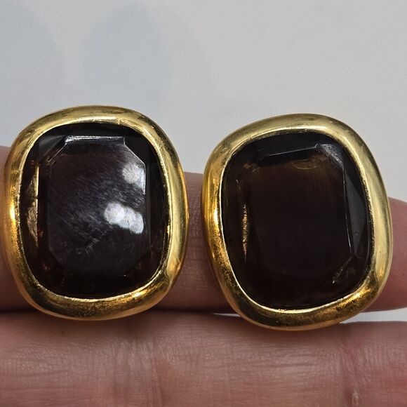 Vintage Signed Joan Rivers Square Bezel Set Amber Tone Glass Clip On Earrings - Picture 2 of 6